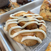 Load image into Gallery viewer, Cinnamon Rolls Cookie
