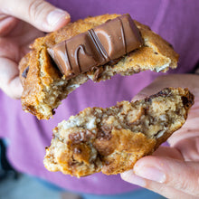 Load image into Gallery viewer, Kinder Bueno Madness
