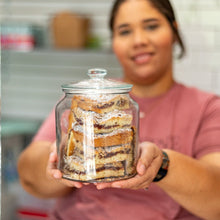 Load image into Gallery viewer, Panetela de Guayaba
